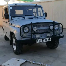 UAZ 469 1999