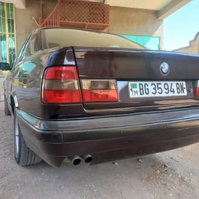 BMW 525 1989