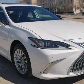 Lexus ES 350 2019