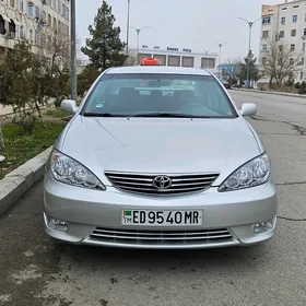 Toyota Camry 2005