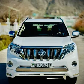 Toyota Land Cruiser Prado 2013