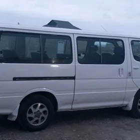 Toyota Hiace 2004