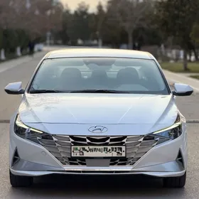 Hyundai Elantra 2021