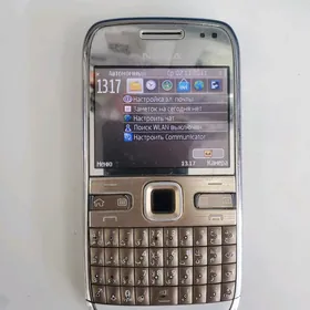 Nokia E72