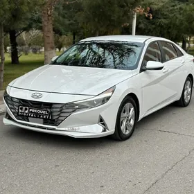 Hyundai Elantra 2021