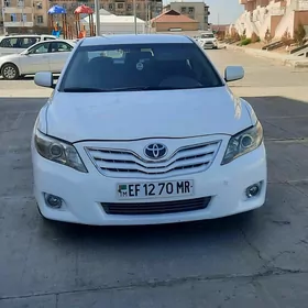 Toyota Camry 2011