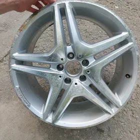 Mercedes Benz 19
