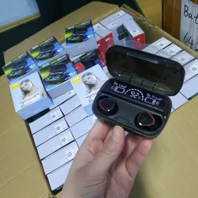 M10 powerbankly nausnik