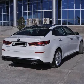 Kia Optima 2020