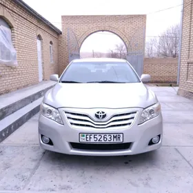 Toyota Camry 2010