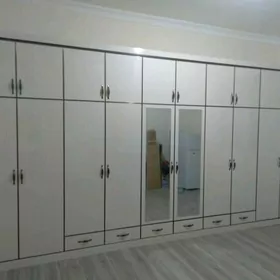 MEBEL STENKA 