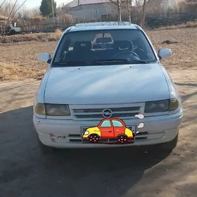 Opel Astra 1992