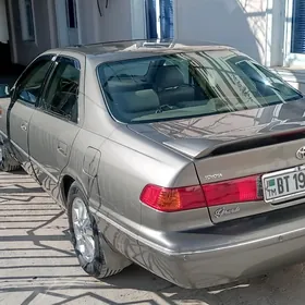 Toyota Camry 2001