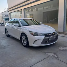 Toyota Camry 2015