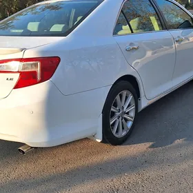 Toyota Camry 2013