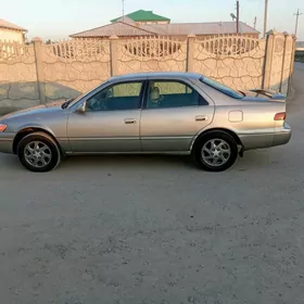 Toyota Camry 1998