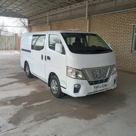 Nissan Urvan 2018