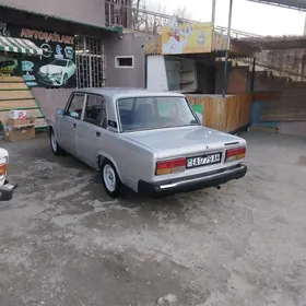 Lada 2107 2000