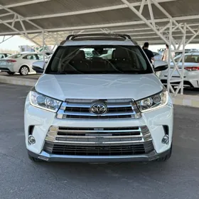 Toyota Highlander 2018