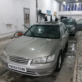 Toyota Camry 1998