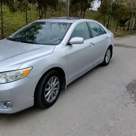 Toyota Camry 2011