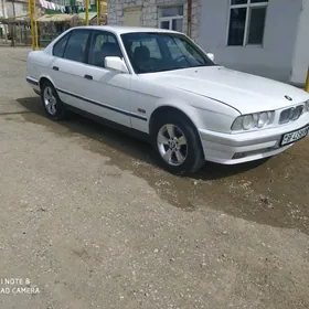 BMW 525 1992