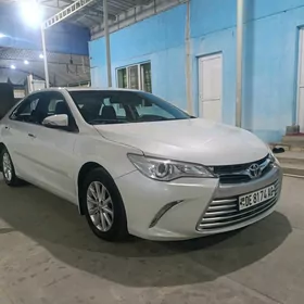 Toyota Camry 2017