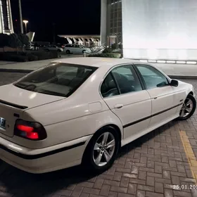 BMW E39 1998