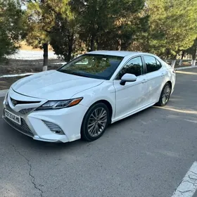 Toyota Camry 2020