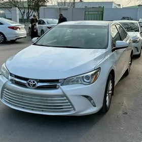 Toyota Camry 2017