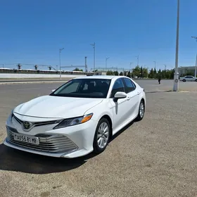 Toyota Camry 2020