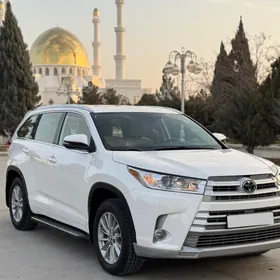 Toyota Highlander 2019