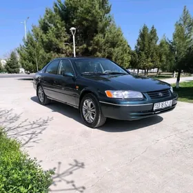 Toyota Camry 1999