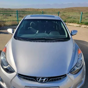 Hyundai Elantra 2012