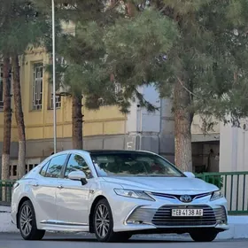 Toyota Camry 2020