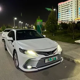 Toyota Camry 2018