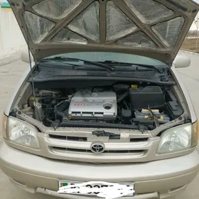 Toyota Sienna 2001