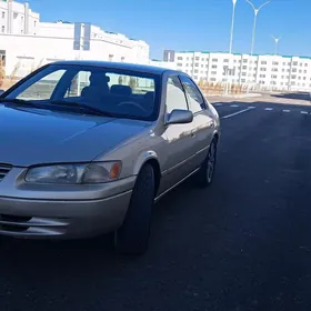 Toyota Camry 1998