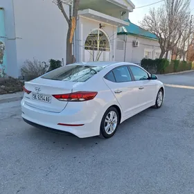 Hyundai Elantra 2018