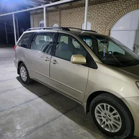 Toyota Sienna 2008