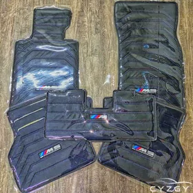 BMW M5 kowrik