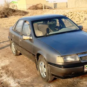 Opel Vectra 1989