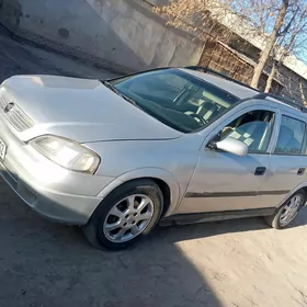 Opel Astra 2000