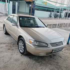 Toyota Camry 1997