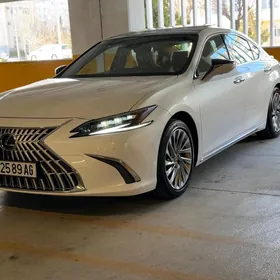 Lexus ES 350 2024