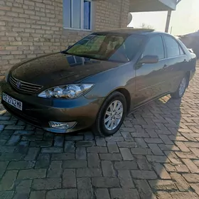 Toyota Camry 2004