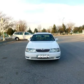 Toyota Avalon 1999