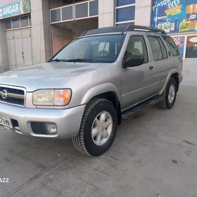 Nissan Pathfinder 2002