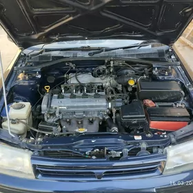 Toyota Carina 1995