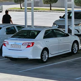 Toyota Camry 2013